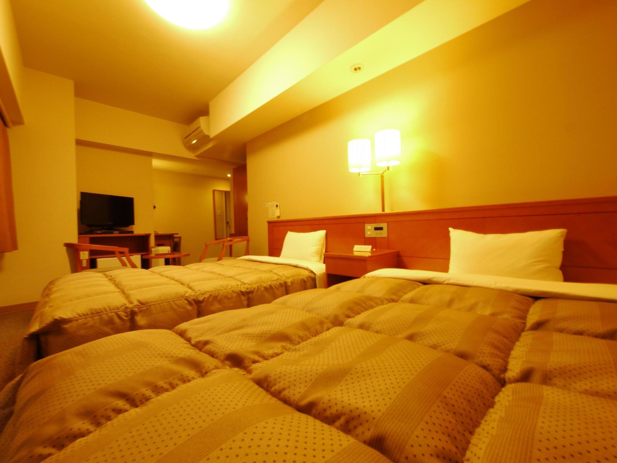 Hotel Route-Inn Fukaya Ekimae מראה חיצוני תמונה