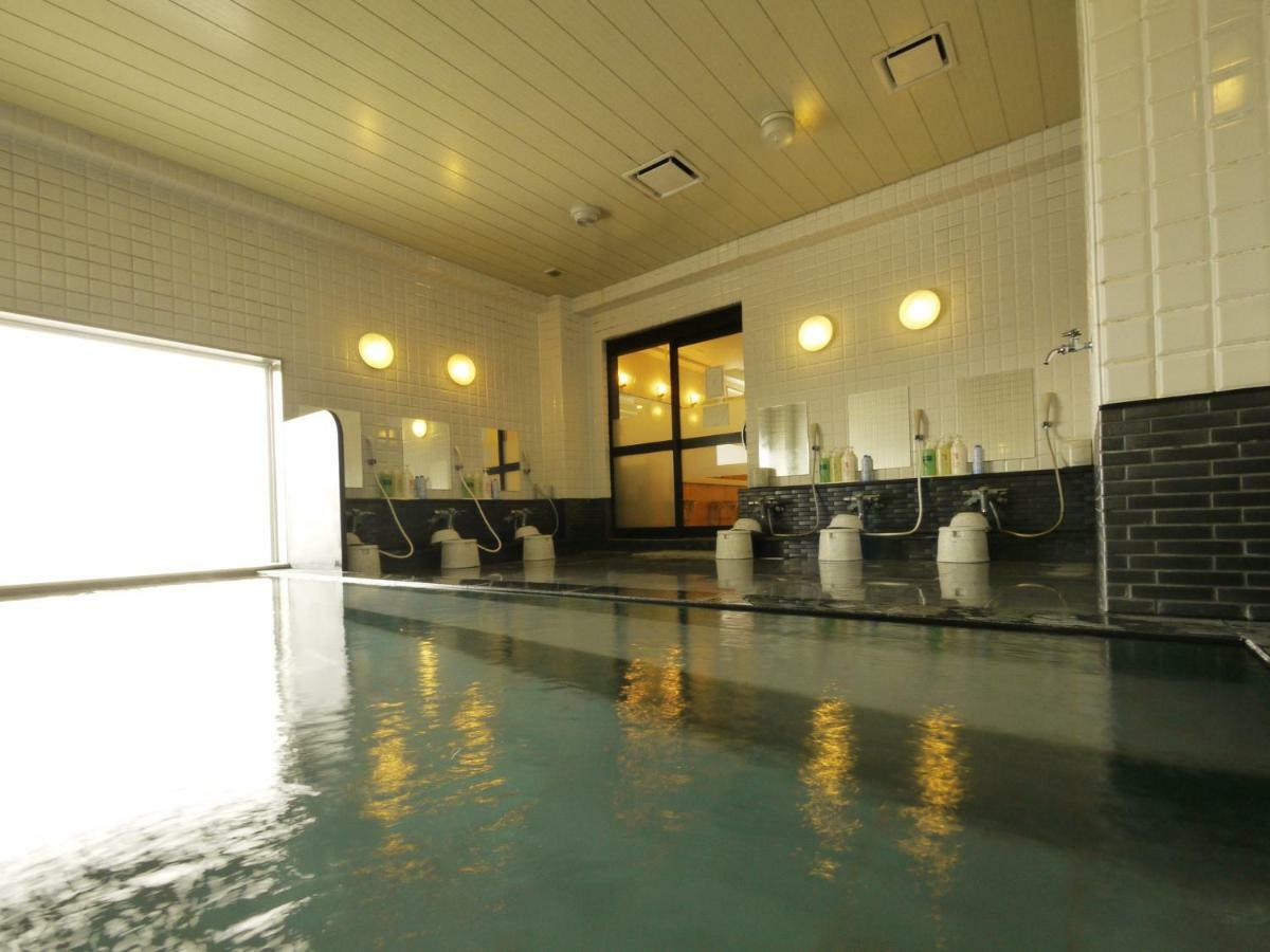 Hotel Route-Inn Fukaya Ekimae מראה חיצוני תמונה